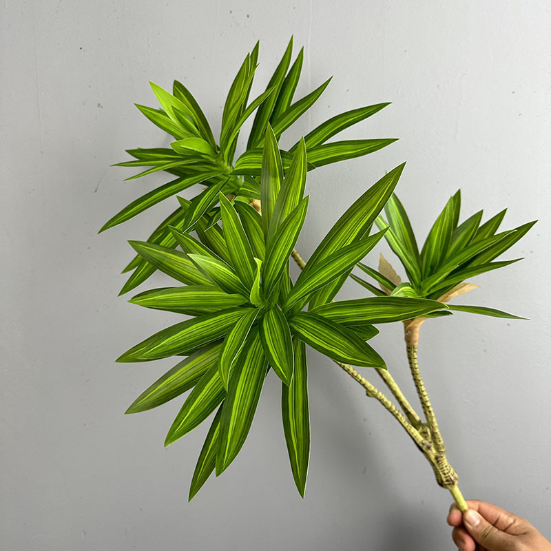 Snake Plant - Simüle Yeşil Bitkiler 3 Başlı Zambak